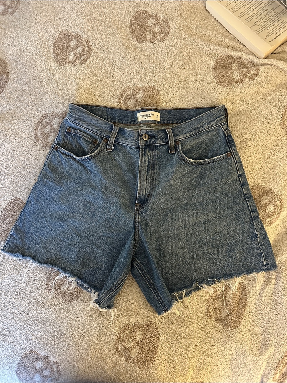 Loose shorts high rise